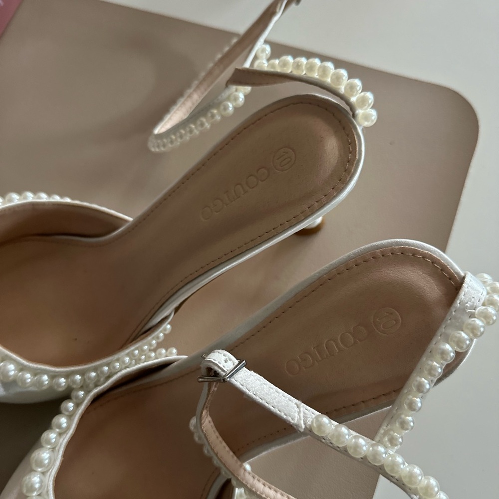 COPY - Elegant White Pearl-Embellished Heels size 10 - Picture 6 of 7